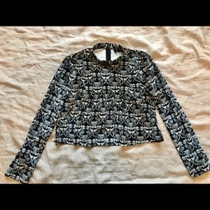 🔴 SOLD 🔴 Unique black & white velvet Zara top